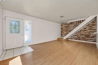 Photo #4: 41108433 Listing 