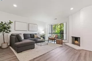 Photo #6: 41108459 Listing 