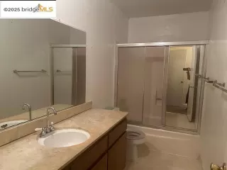 Photo #3: 41108528 Listing