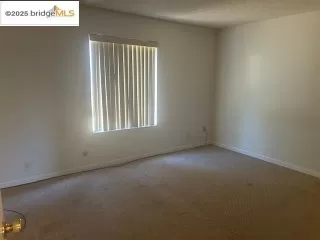 Photo #4: 41108528 Listing