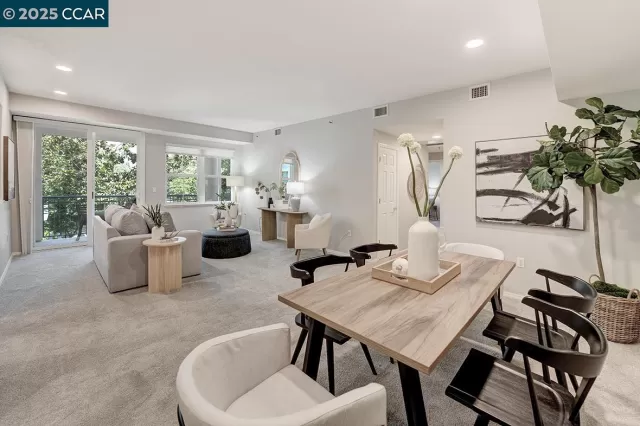 MLS: 41108628 Condo For Sale