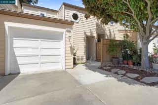 Photo #1: 41108640 Listing