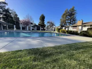 Photo #1: 41108641 Listing 