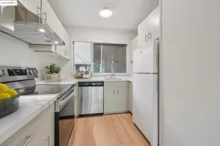 Photo #5: 41108653 Listing