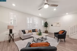 Photo #4: 41108660 Listing