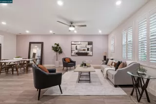 Photo #6: 41108660 Listing