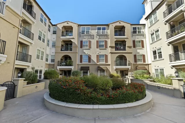 MLS: 41108699 Condo For Sale