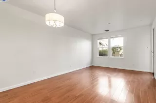 Photo #3: 41108699 Listing