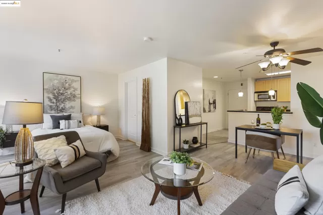 MLS: 41108703 Condo For Sale