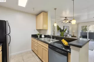 Photo #1: 41108703 Listing 