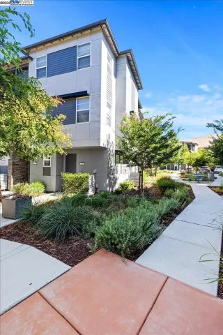 Photo #2: 41108716 Listing 