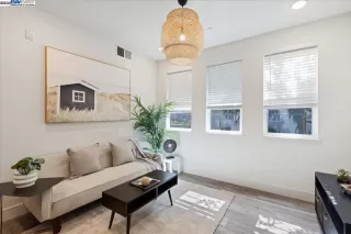 Photo #6: 41108716 Listing 