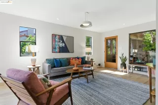 Photo #5: 41108726 Listing