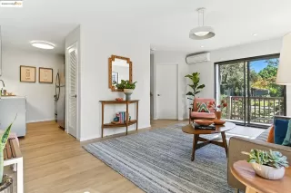 Photo #6: 41108726 Listing