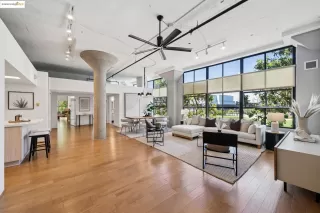 Photo #4: 41108758 Listing