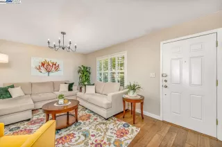 Photo #3: 41108759 Listing