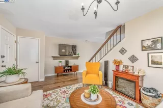 Photo #4: 41108759 Listing