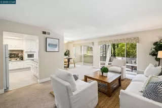 Photo #5: 41108775 Listing