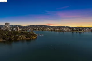 Click for more information on MLS # 41108798 : 1 LAKESIDE DR # 1010 More Details about MLS # 41108798 : 1 LAKESIDE DR # 1010