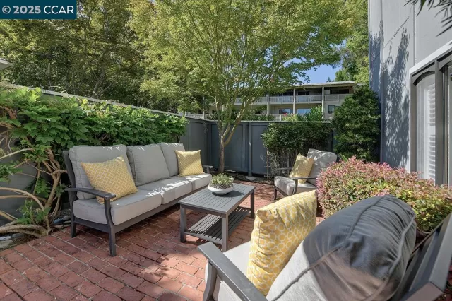 MLS: 41108897 Condo For Sale