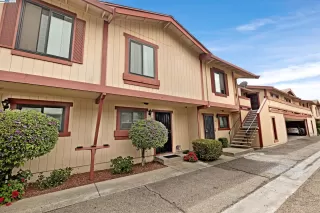 Photo #1: 41108918 Listing 