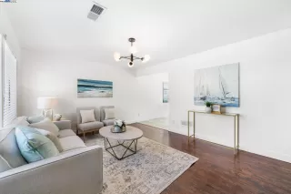 Photo #3: 41109043 Listing 