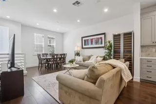 Photo #3: 41109047 Listing 