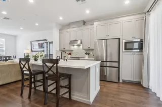 Photo #5: 41109047 Listing 