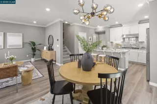 Photo #5: 41109075 Listing