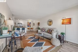 Photo #6: 41109154 Listing 