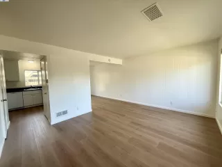 Photo #6: 41109196 Listing 