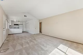 Photo #2: 41109249 Listing 