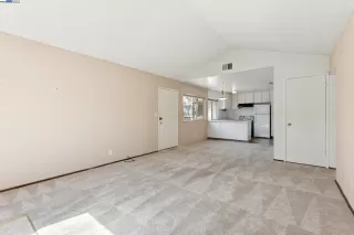 Photo #3: 41109249 Listing 