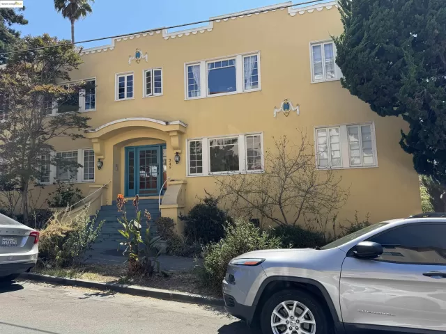 MLS: 41109327 Condo For Sale