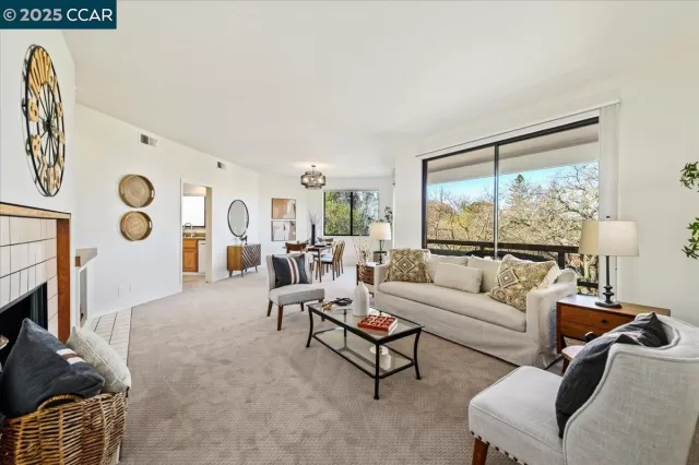 MLS: 41109354 Condo For Sale