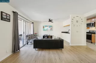 Browse active condo listings in GENTRY COURTS