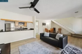 Photo #6: 41109361 Listing 