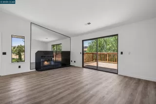 Photo #6: 41109386 Listing