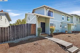 Photo #2: 41109394 Listing 