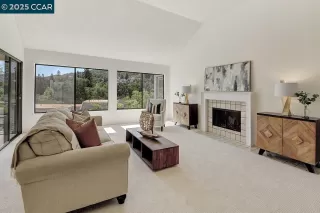 Photo #1: 41109456 Listing