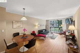 Photo #4: 41109514 Listing