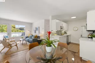 Photo #6: 41109550 Listing