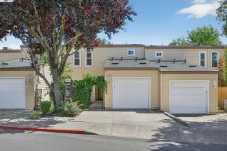 More Details about MLS # 41109582 : 6574 CONESTOGA LN # 63