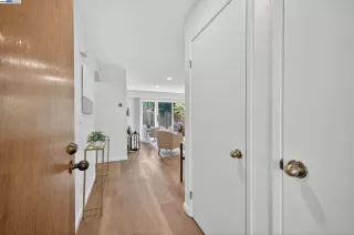 Photo #6: 41109582 Listing