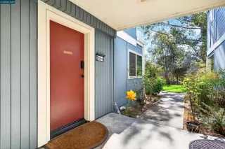 Photo #2: 41109594 Listing