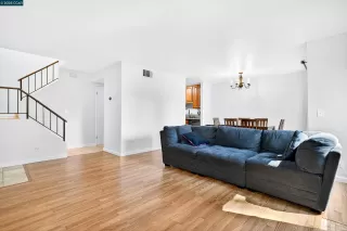 Photo #3: 41109594 Listing