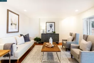 Photo #4: 41109603 Listing