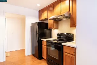 Photo #5: 41109603 Listing