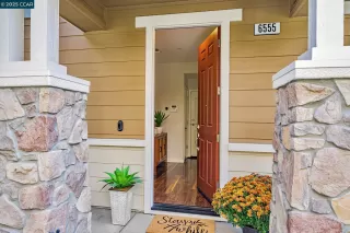 Photo #5: 41109651 Listing 