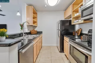 Photo #2: 41109734 Listing